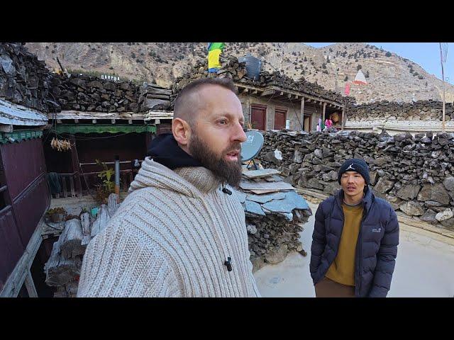 Tibet Camp Mustang: Life in Exile 