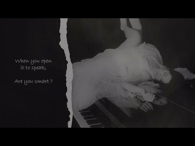 "My funny Valentine" - Woman on piano - jazz - song LYRICS