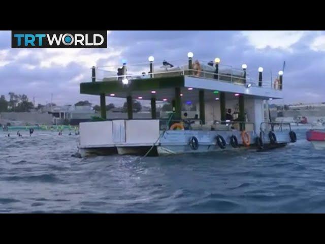 Somalia Tourism: Floating restaurant draws visitors to the coast