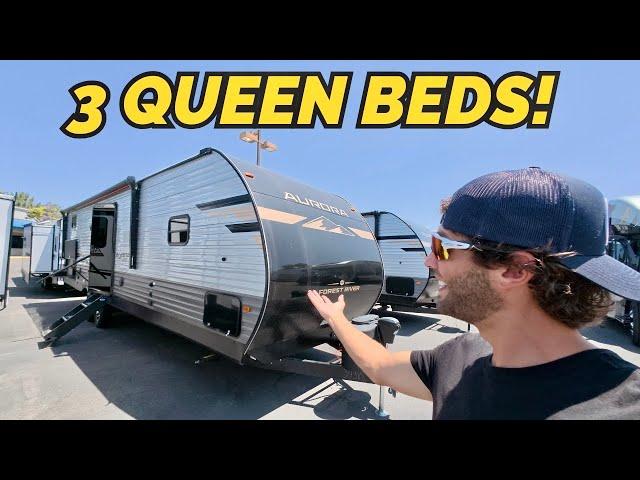 An affordable family camper with 3 QUEEN BEDS! 2025 Forest River Aurora 29TQS travel trailer RV