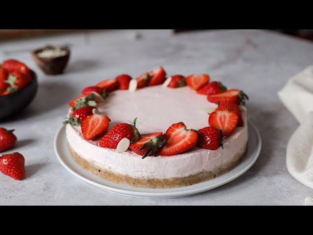 CHEEECAKE SEMPLICE ALLE FRAGOLE SENZA COTTURA E SENZA GELATINA | RICETTA FACILE FACILE