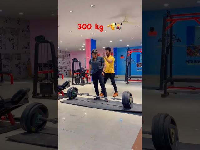 300kg weight #ytshort #youtubeshorts #shorts #weightloss #comedy #weightlossjourney #itsaartisahu