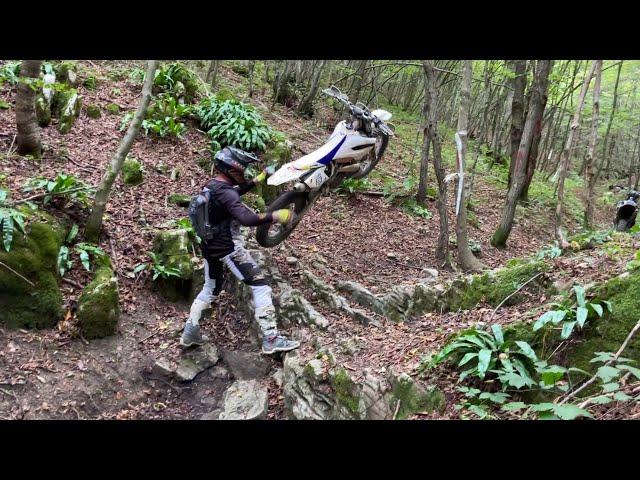 ENDURO: RIDE IT LIKE YOU STOLE IT