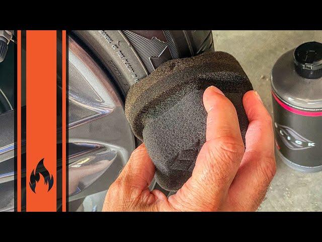 Quick Tip: Using Hex Grip Applicators for Tire Dressings