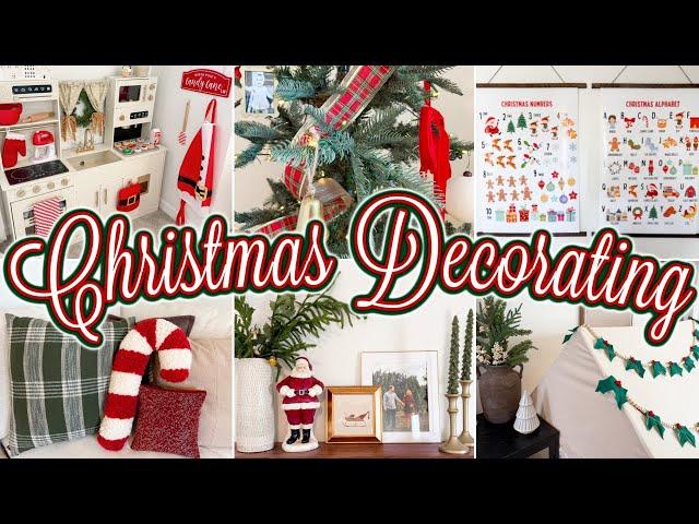  FESTIVE CHRISTMAS DECORATING IDEAS  Traditional Kid Friendly Living Room Christmas Decor