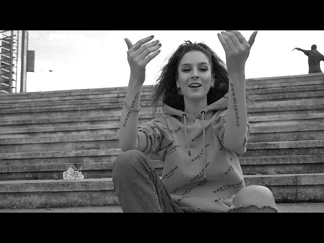PDAB feat. Larissa Antonie - Coroana (Videoclip Oficial)