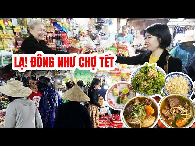 Mưa rứa mà cũng đi chợ, ai dè đông như chợ tết, ăn bún lò chính gốc sạch tinh khiết an tâm hơn