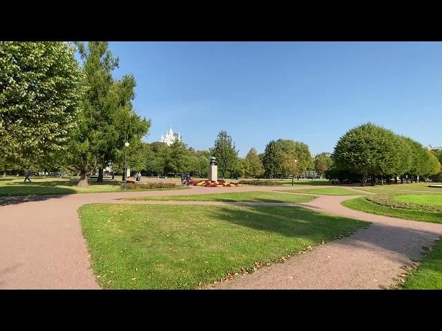 Сад-партер Смольного