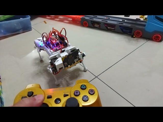 ESP32 12-DOF robot dog (MG90)