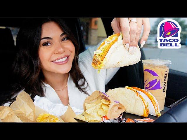 Taco Bell Mukbang + Scary Vet Emergency & Christmas Plans!  | Life Updates