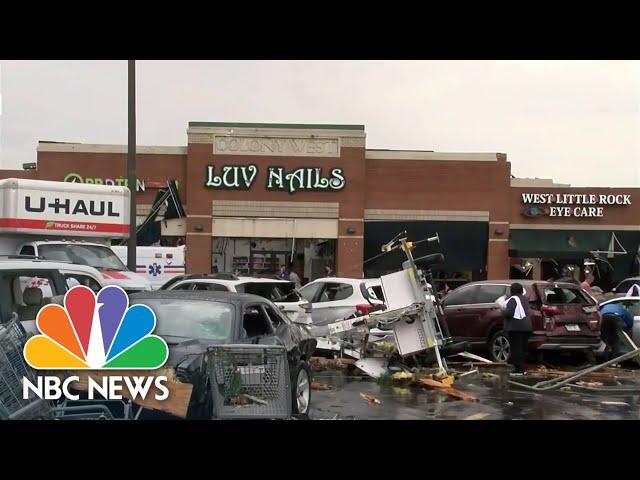 Damage reported in Arkansas after tornado barreled through