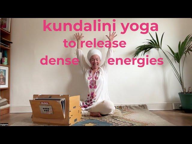 20-minute kundalini yoga kriya to release anger, fear, grief | Yogigems