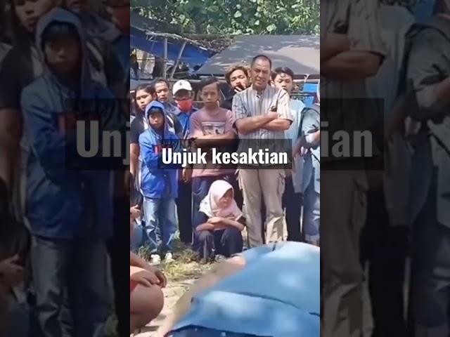 unjuk kesaktian orang Dayak