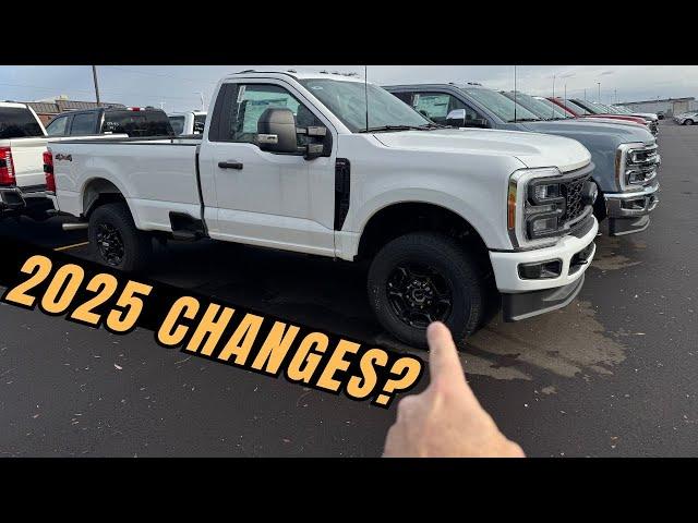 2024 vs 2025 Ford Superduty F250 F350 changes | Good news! | Auto locking 4x4 wheel hub is back!