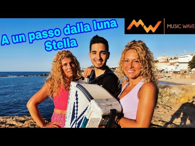 A un passo dalla luna / Stella (COVER bachata FISARMONICA) | Rocco Hunt e Ana Mena