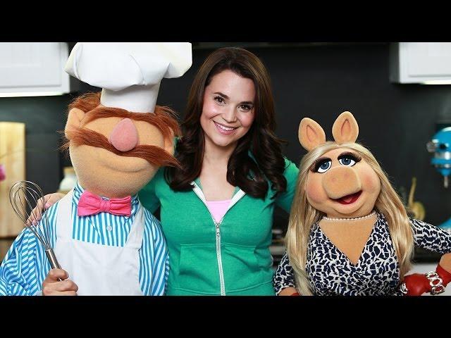 MUPPETS COOKIES - NERDY NUMMIES - ft Miss Piggy and Swedish Chef!