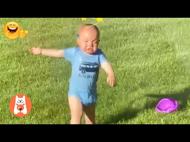Bebés Divertidos Jugando Con Agua #2 | Videos Graciosos de Bebés | Espanol Funniest Videos