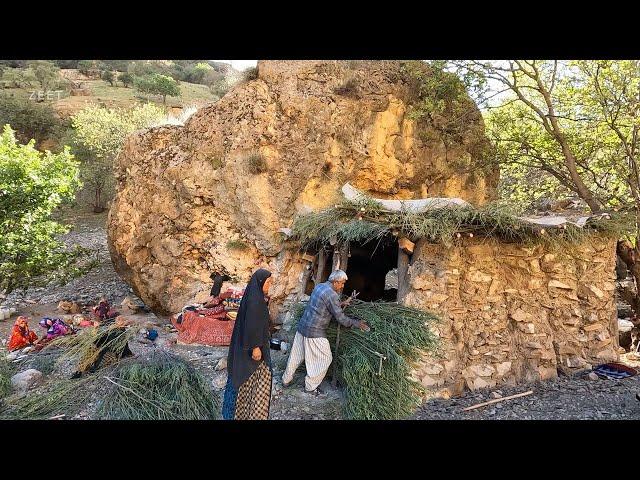 A special door for the nomadic hut