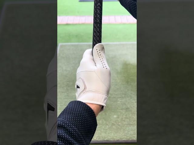 The Perfect way to Grip the Golf Club #simplegolftips #golfingtips #golfadvice #golfinstruction