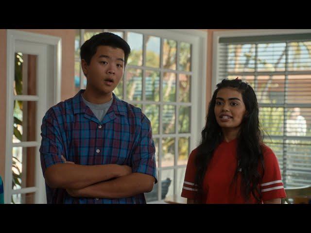 Eddie Makes a Deal to Help Evan - Fresh Off the Boat