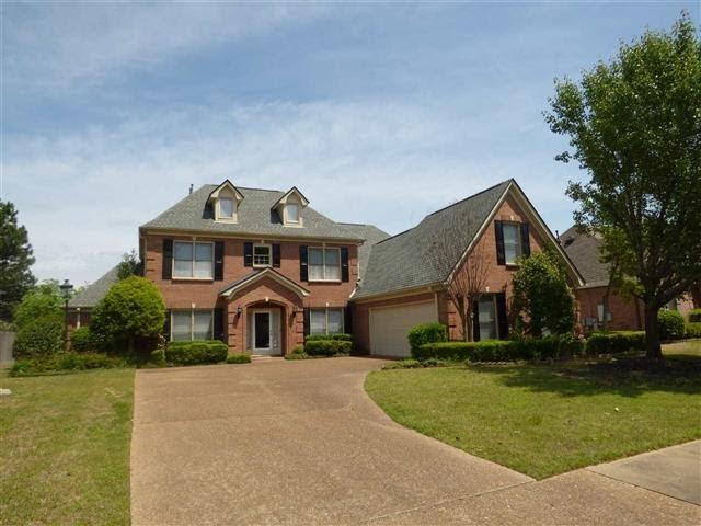 Chamberwood Realty Group - 498 THORNBUCK