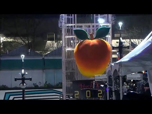 Peach Drop returns to Underground Atlanta