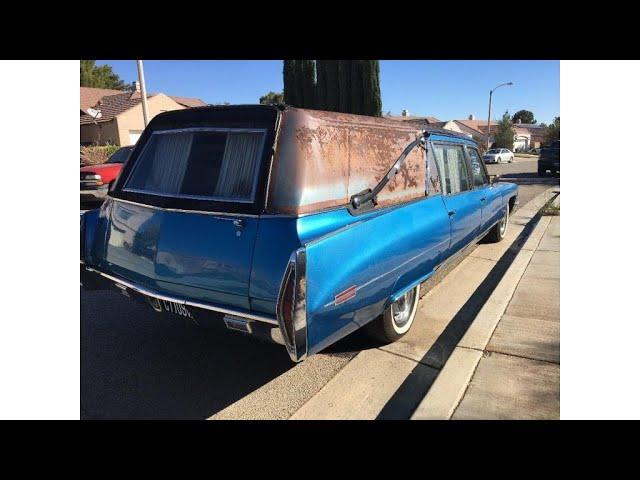 custom 1970 Cadillac Fleetwood M&M hearse (photo slideshow)