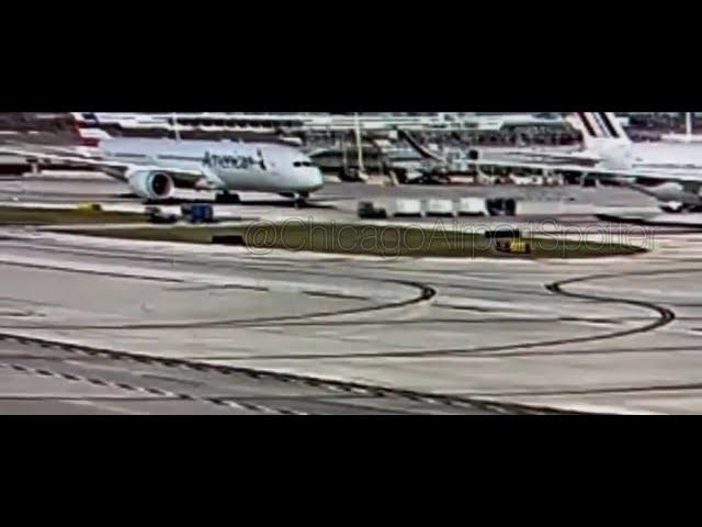 INCIDENT REVIEW - American Airlines Boeing 787 Engine Ingests Cargo Container at O'Hare [10.17.24]