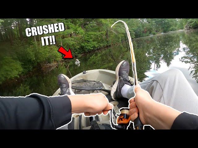 Catching Early FALL Bass on CRAWS!! (Kayak Fishing)