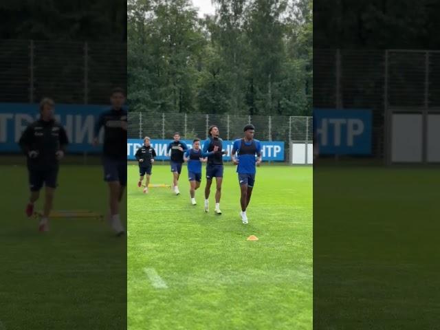 зенит на тренировке