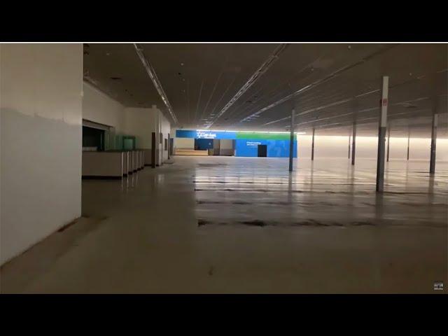 Exploring an abandoned Walmart with power - Demolished (rare)