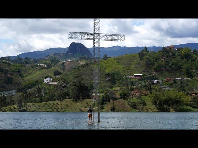 The town that was lost under the water | Guatapé, COLOMBIA 🪨