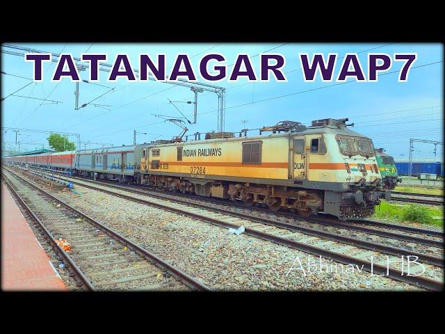 TATANAGAR WAP7: 12551 SMVT Bengaluru - Kamakhya AC Express | SMVB Bangalore - Guwahati Full AC Train