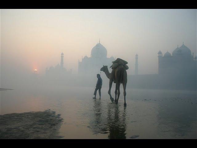 India - Agra (Taj Mahal) & Khajuraho