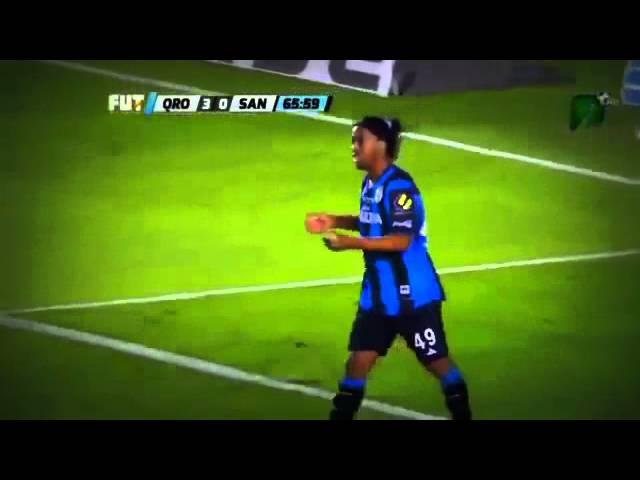 Ronaldinho great goal disallowed   Queretaro vs Santos