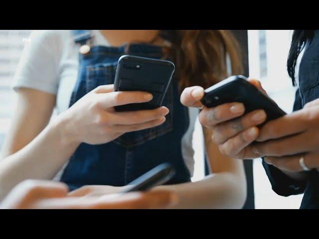 NY Governor proposes student cellphone restrictions in public schools