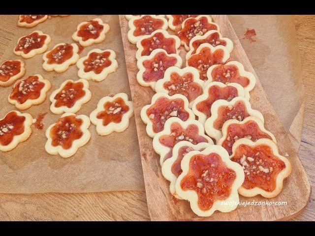 Flower cookies, crispy, buttery, delicious, quick to make and disappear even faster #cookies