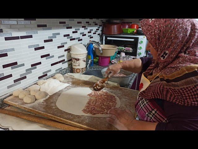 Etli ekmek nasıl yapılır