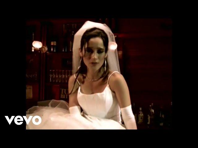 Julieta Venegas - Andar Conmigo (Video Oficial)