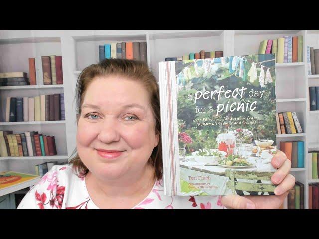 Cookbook Preview: A Perfect Day for a Picnic by Tori Finch (2019) #cookbook #picnics #books