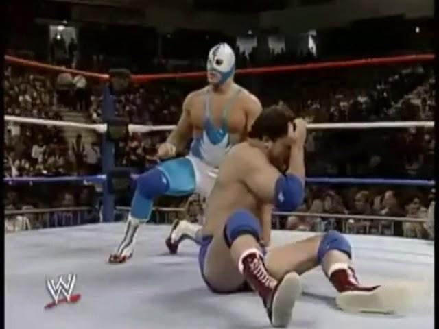 The Blue Blazer (Owen Hart) vs. Steve Lombardi (12 11 1988 WWF Wrestling Challenge)