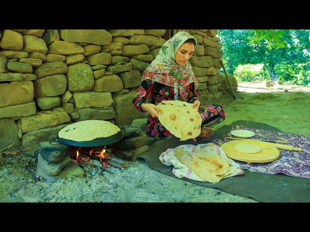 Nomadic Life in the Mountains : Living in the Most Remote Village of Iran