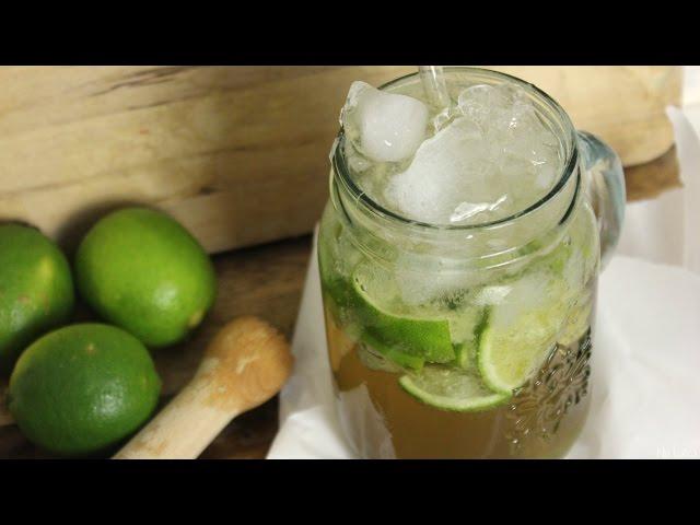 Ipanema Cocktail/ alkoholfreier Caipirinha/ mit Ginger Ale und Limetten (vegan)