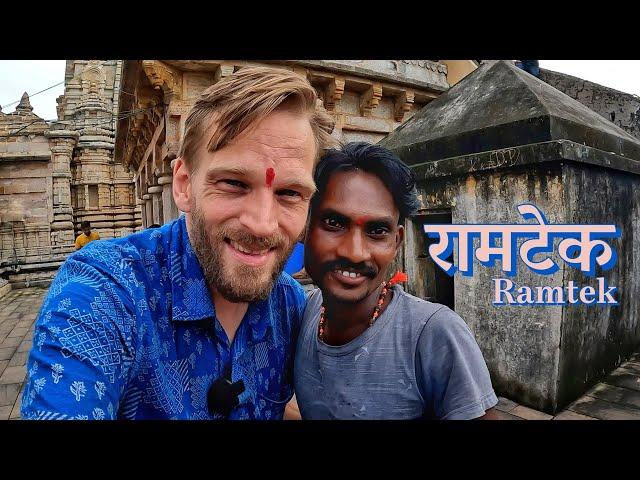 Foreigner's Experience at a Maharashtrian Temple 