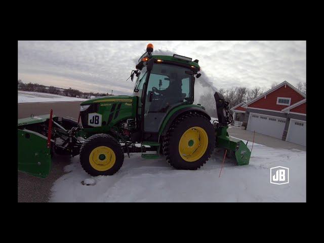 John Deere 4066R MetalPless AgriMaxx minimal snow situations