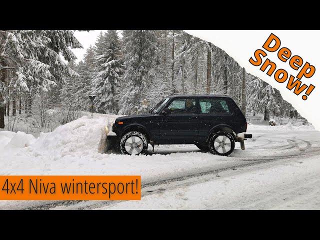 Lada Niva in DEEP SNOW! Can this 4x4 handle it?!