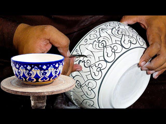 Mesmerizing Blue Pottery Art: Watch a Master Transform Bowls into Masterpieces