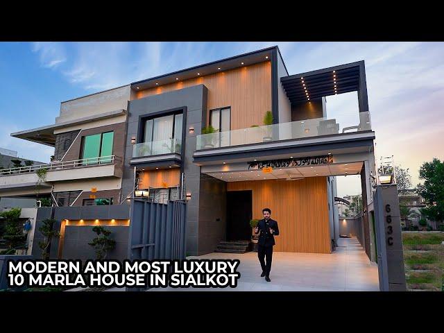 Modern And Most Luxury 10 Marla House Of Sialkot