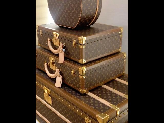 Paris - Bvlgari, Dior, Versace, LV, Balmain, Sergio Rossi and Edit Fashion