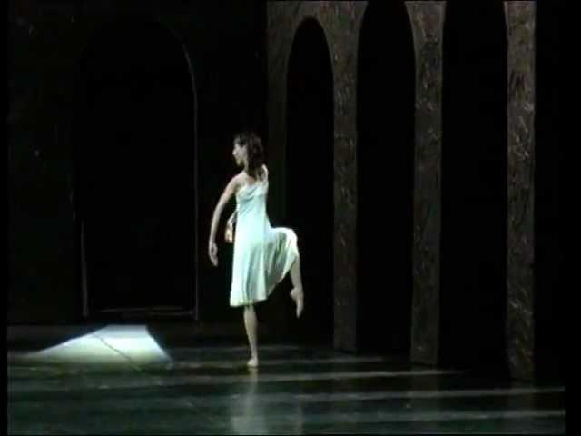 ANDREA KRAMESOVA in Juliette 1st variation, chor. Youri Vamos